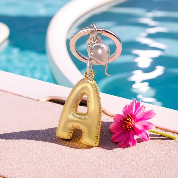 Metalmorphose 3D PARTY ALPHABET "A" KEYCHAIN - Picture 8 of 8